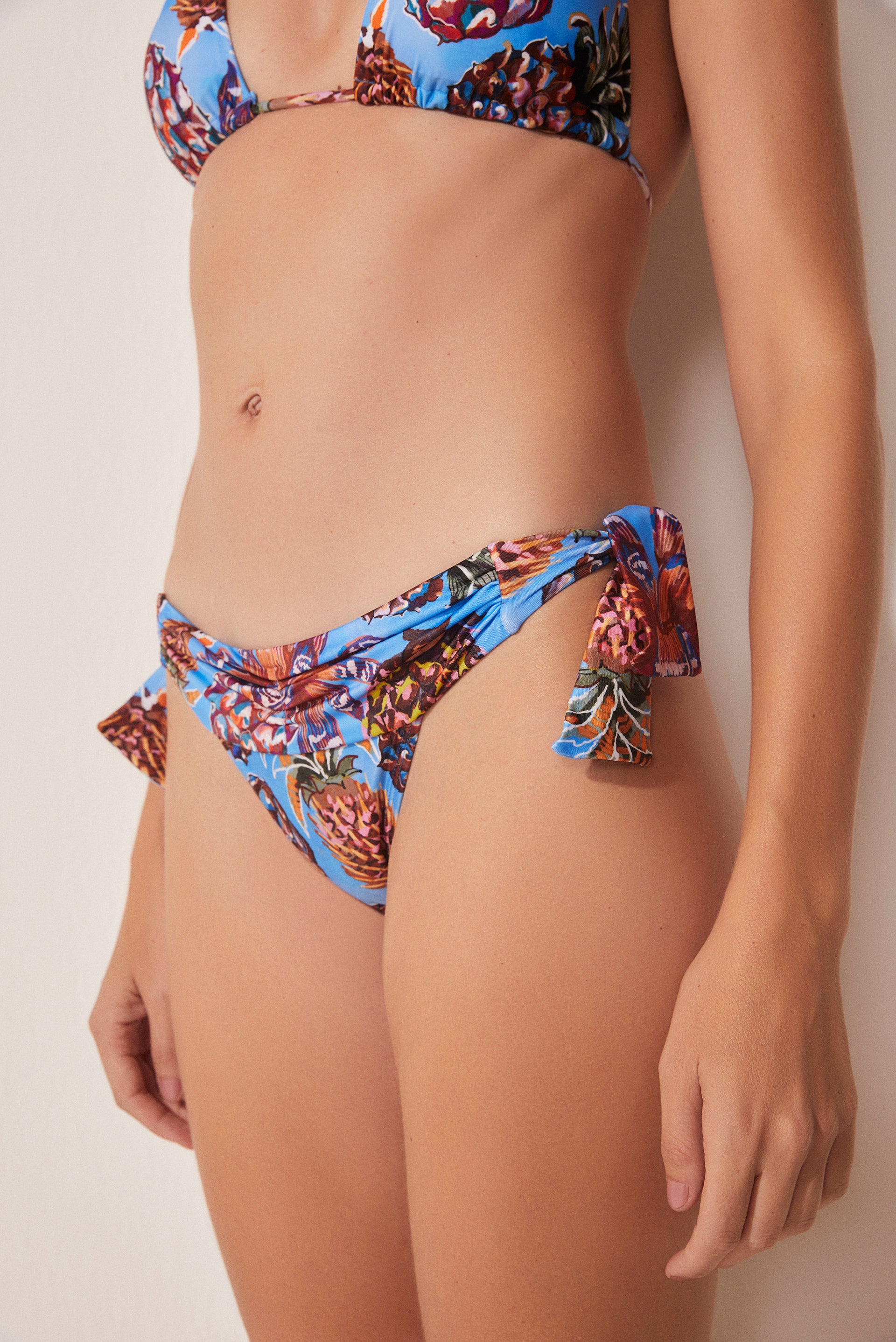 Piña Medium Side Bikini Bottom With Ties Bia C27B1665 - Product item main image