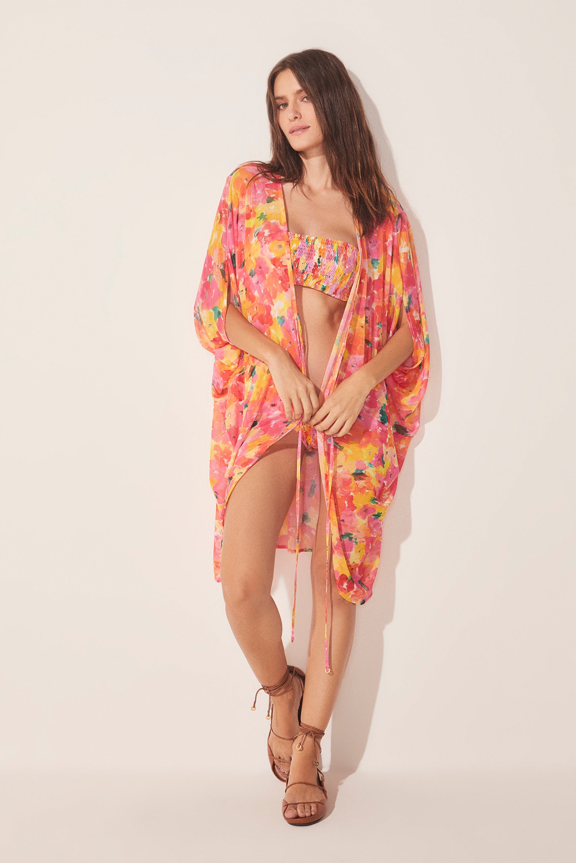 Brushed Floral Oversized Short Cape E4132A1670 - Product item main image