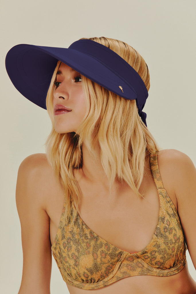 solid classic medium visor