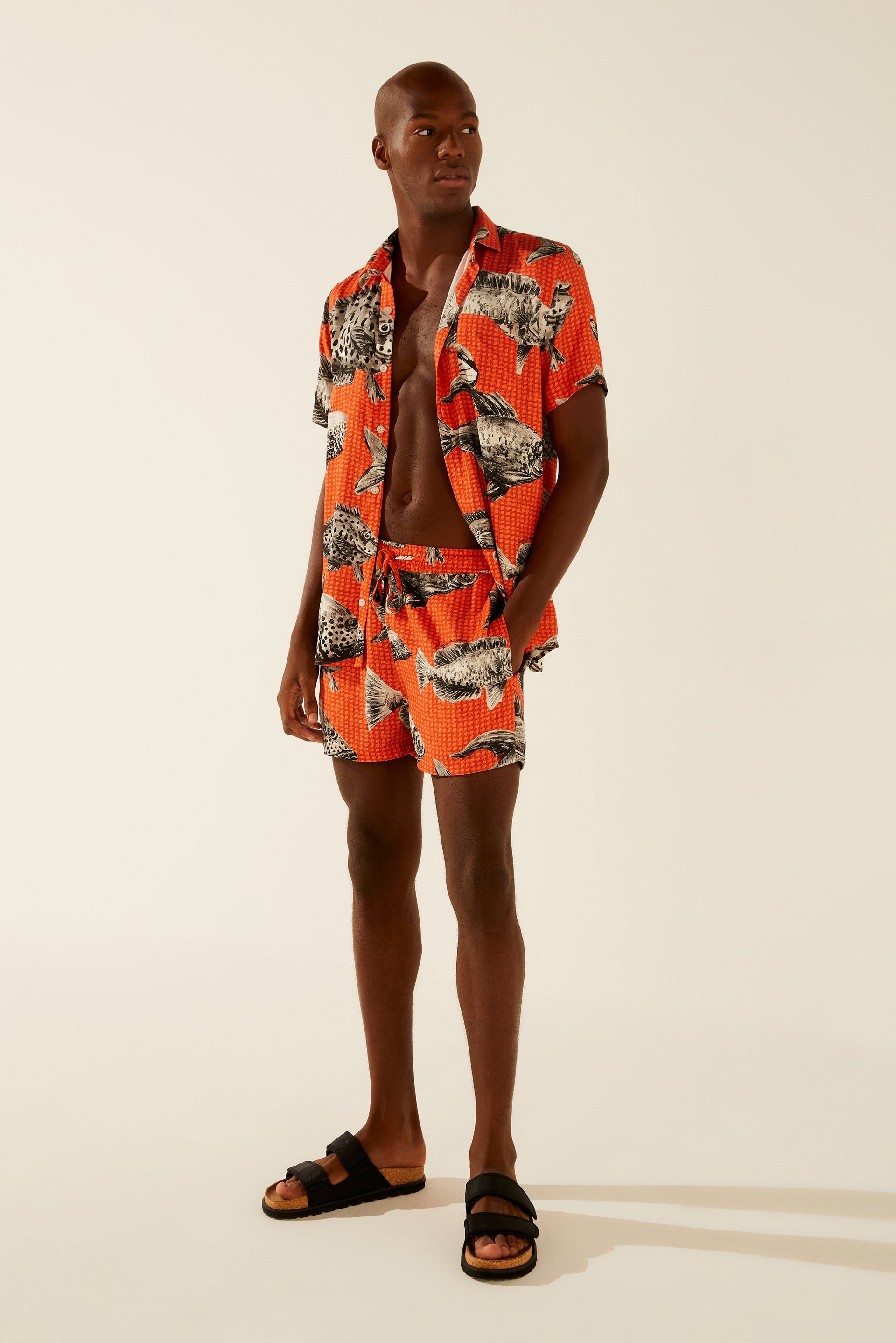 Fish B&W Short Shorts R601A1185 - Product item main image